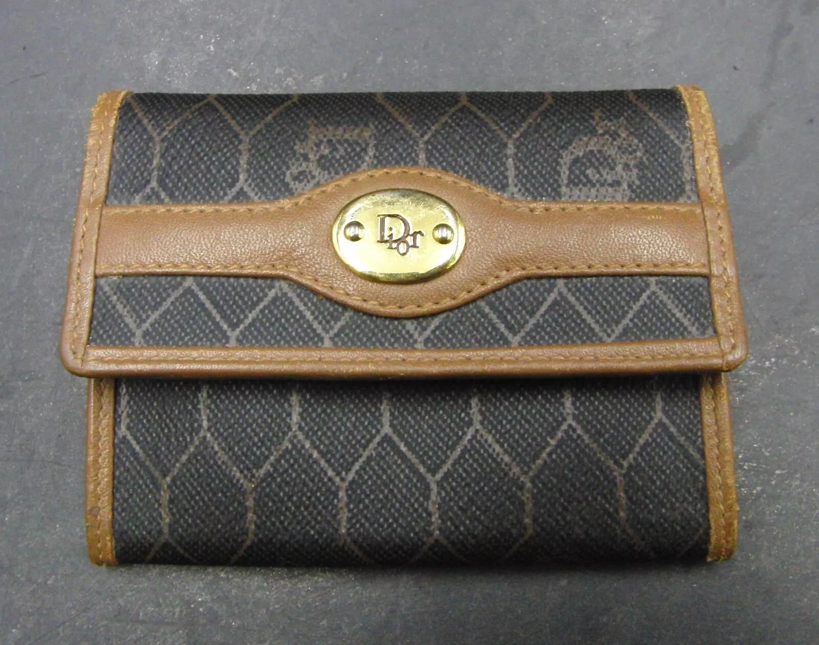 Porte monnaie vintage Christian Dior Paris en cuir marron avec quincaillerie dorée