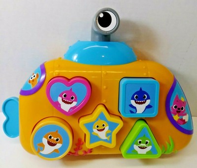 baby shark shape sorter