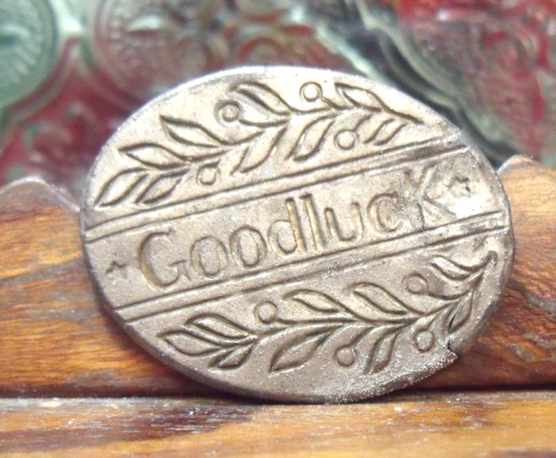 GOOD LUCK MEDAL / PN BACK INTRICATE DETAIL OLIVE /CHERRY BRANCH VERY OLD