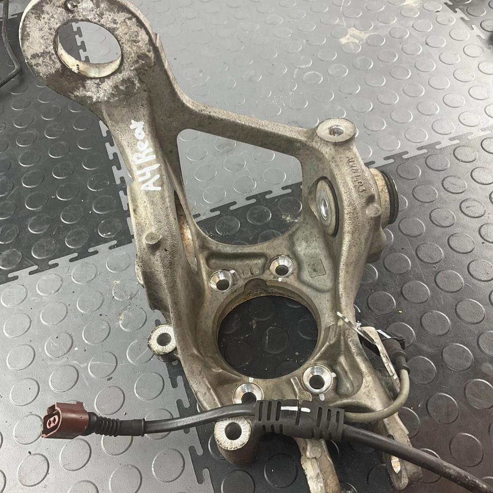 Audi A6 Quattro 2012-2017 eje trasero izquierdo lado del conductor nudillo OEM Foto 4 de 4