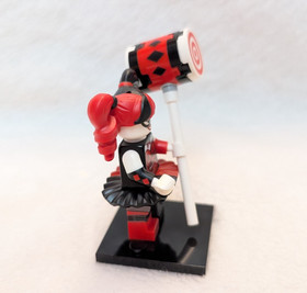 The Batman Movie Harley Quinn Hammer mallet skirt Minifig Mini Figure LEGO 70916