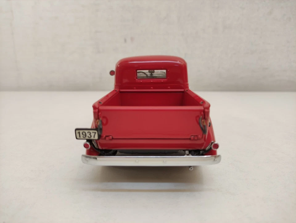 Danbury Mint Studebaker Pickup Red 1937 Scala 1/24-U19 - Immagine 4 di 4