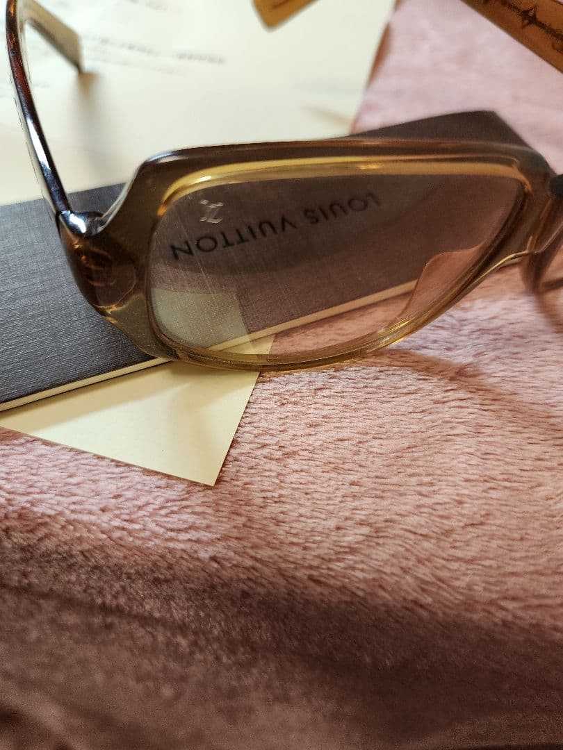 小物 Louis Vuitton Brown Glitter Sunglasses LOUIS VUITTON Women
