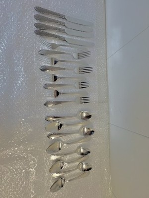 International Silver 18/10 Stnlss Diamond Antique Pearl 5 Pc Place Set For 4