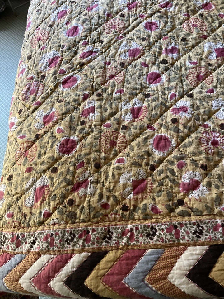 Colcha edredón batik floral Pottery Barn mixta casa de campo reina rara boho Foto 3 de 4