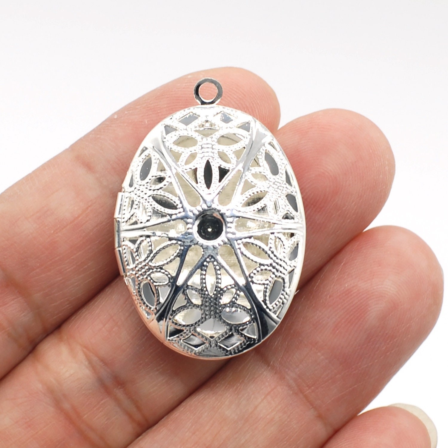 Clearance 5PCS Brass Oval Filigree Locket Charm Pendant, 25X38mm Multi LMC14