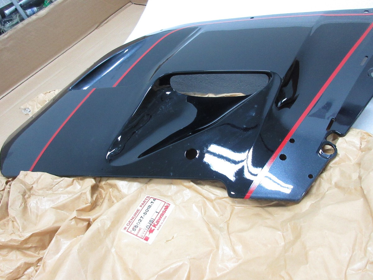 Kawasaki ZX1000 Side Cover 1986-87 NOS Cowling GPZ1000 NINJA Kawasaki ZX1000 Side Cover 1986-87 NOS Cowling GPZ1000 NINJA