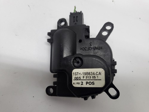 Ford Fiesta JH1  Stellmotor Heizung Klima  1S7H19B634CA  (05)