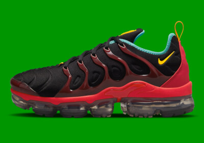 Nike Air Vapormax Plus Stained Glass Black Red Blue DX1795