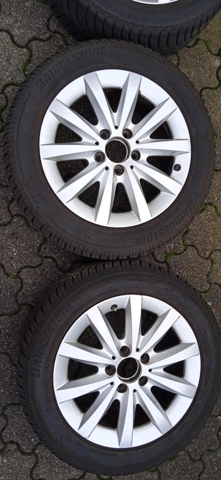 Vier Orginal-Mercedes Benz Felgen mit Bridgestone Winterreifen  - Bild 3 von 4