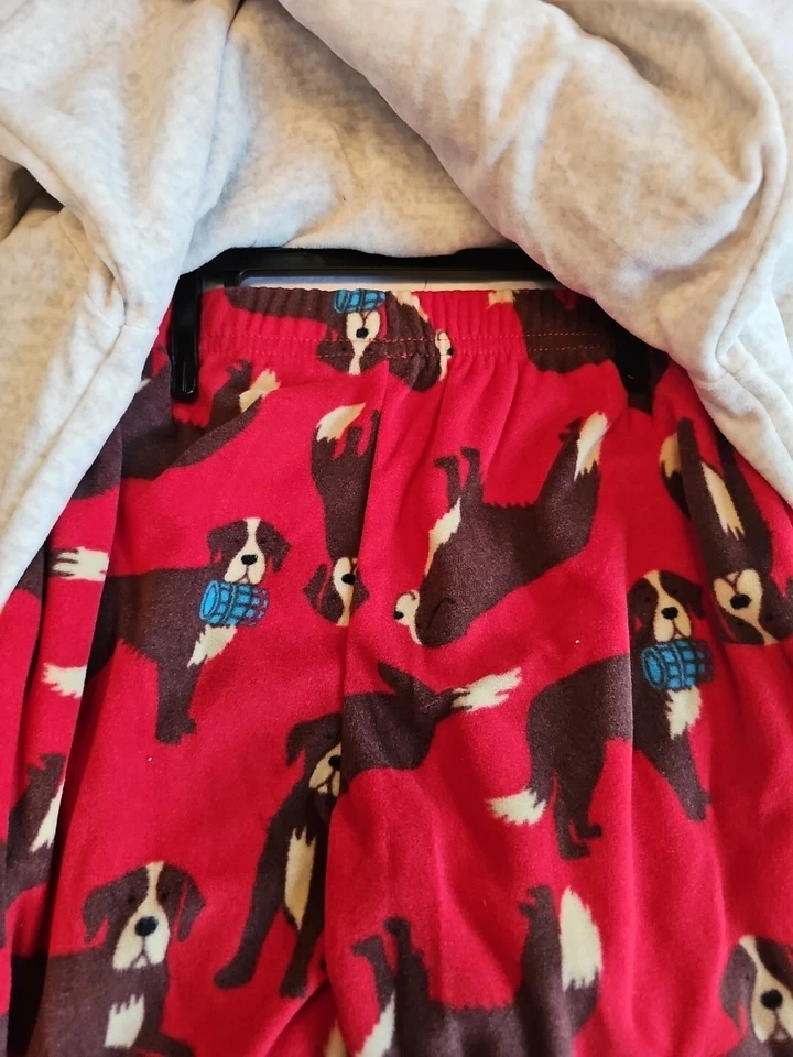 PIJAMAS CARTER'S - JUEGO DE PIJAMA 2 PIEZAS PARA NIÑO - FRANELA POLIVINÍLICA Perro TALLA 5 Foto 2 de 4