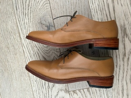 Nisolo, James Oxford in Almond, Size 7 