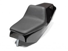 Universal Renn Racing Sitzbank Sattel Heck Schwarz für MBK Peugeot  Mofa Moped