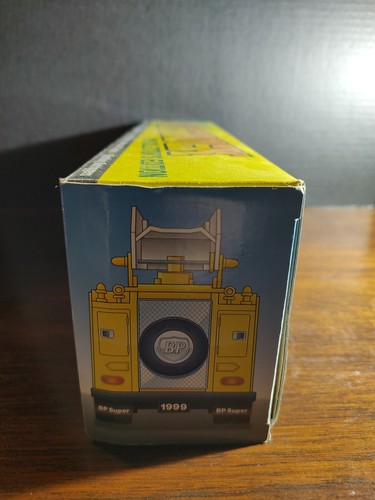 BP Aerial Tower Fire Truck 1999 Collector's Edition Works - Picture 4 of 6