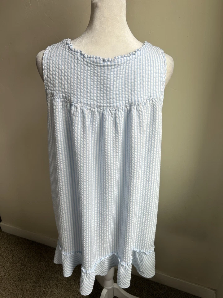 Camisola Eileen West Seersucker M azul branca curta verão babado bainha lounge em excelente estado usado - Imagem 3 de 4