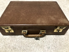 Magnifica Valigetta 24ore completa di chiavi - come nuova