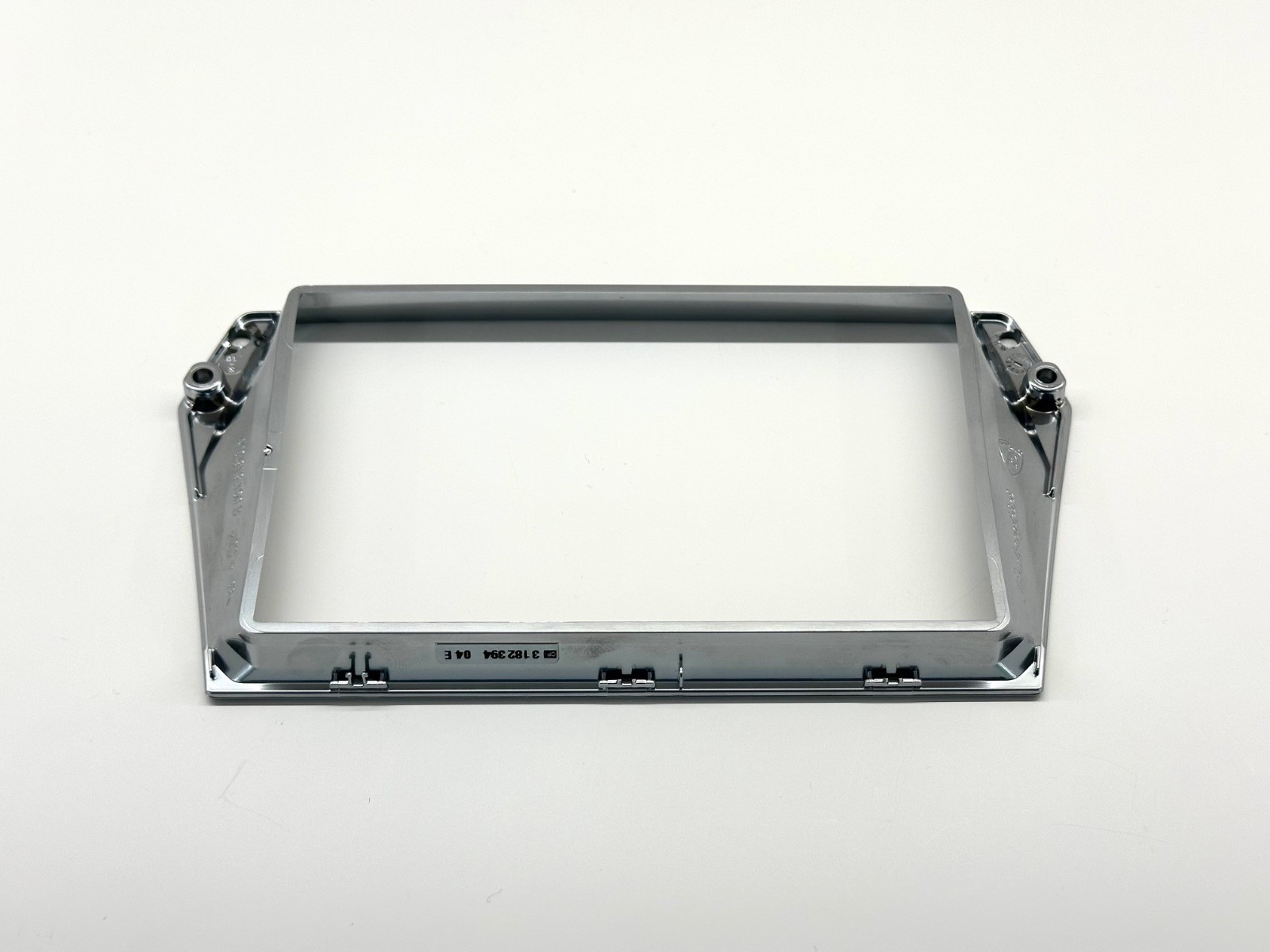 470919180B Lamborghini Aventador Radio Trim Silver