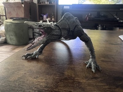 HIYA EBK0142 Kong: Skull Island Skullcrawler 15cm