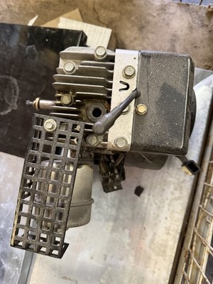 Briggs&Stratton 3,5HP Motor !!!!Defekt!!!