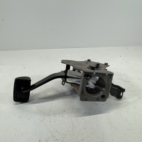 2019 - 2025 CHEVROLET BLAZER BRAKE STOP PEDAL W/ BRACKET OEM - Picture 11 of 14