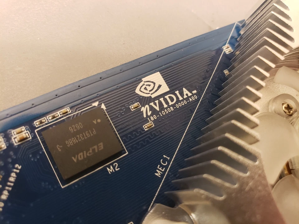 Nvidia GeForce 7600GS 180-10508-0000-A00 256MB 128-Bit AGP Video Graphics Card - Image 2 of 4