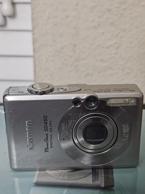 Canon PowerShot Digital ELPH SD450 5.0MP Digital Camera