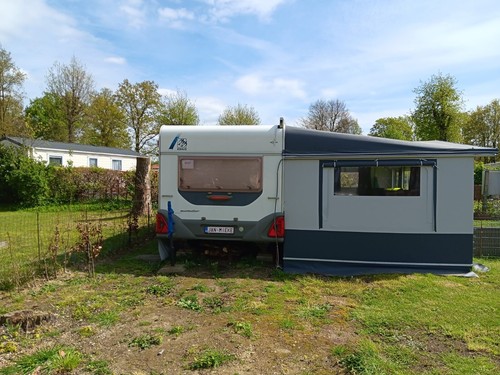 caravan Knaus Eurostar 550 caravan op vaste staanplaats - Afbeelding 12 van 12
