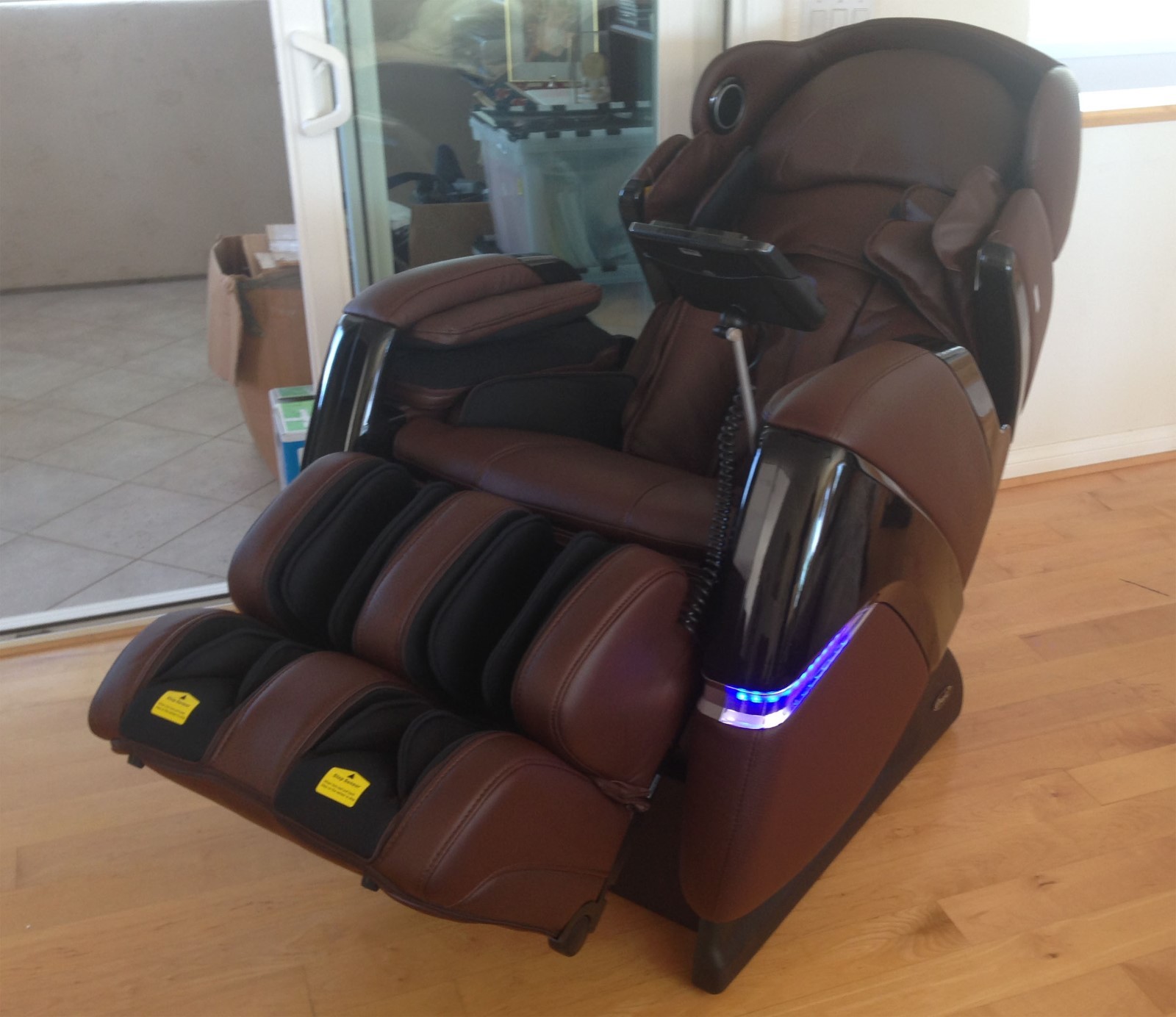 Osaki Os 1000 Affordable Deluxe Massage Chair Brown For Sale Online Ebay