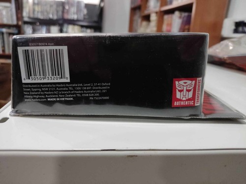 Transformers Generations Combiner Wars IRONHIDE Deluxe Figure Optimus Maximus - Picture 5 of 5