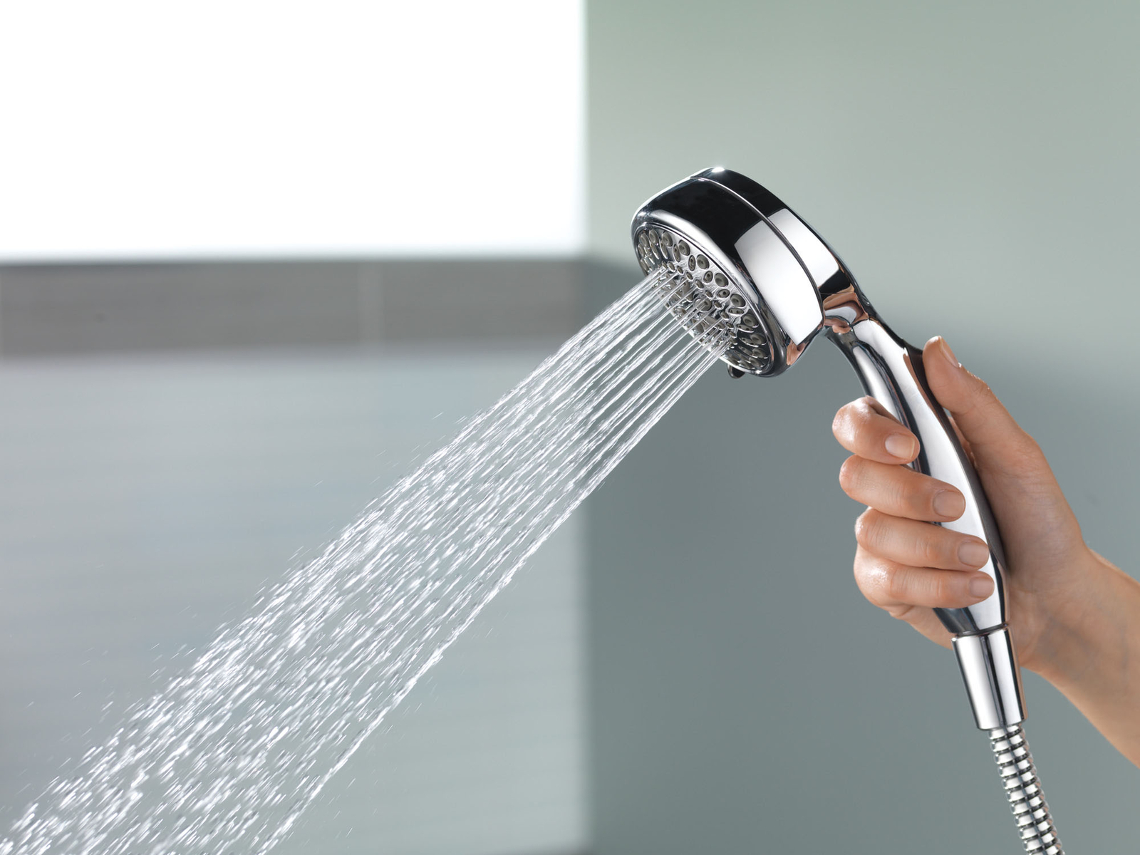 Delta 75700 Universal Showering 2.5 GPM Multi Function Hand - Chrome