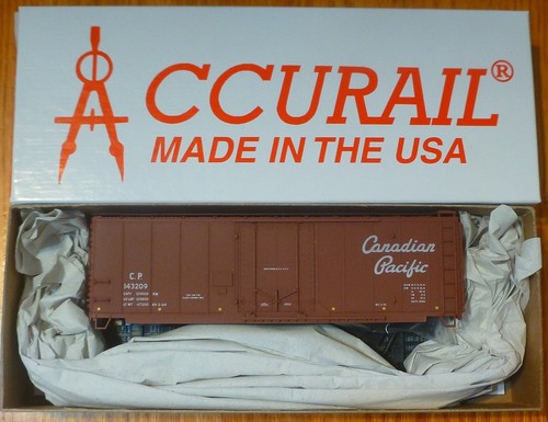 Accurail HO #3127 Canadian Pacific (40' Plug Door Boxcar) Kit formulario | Zustand: New
