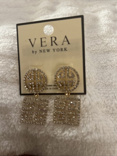 Vera by New York Womens Fashion Clear Gold Tone Square Dangle Drop Earrings - Picture 4 of 5