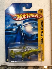 2007 Hot Wheels ~ Sky Knife ~ Green ~ New Model