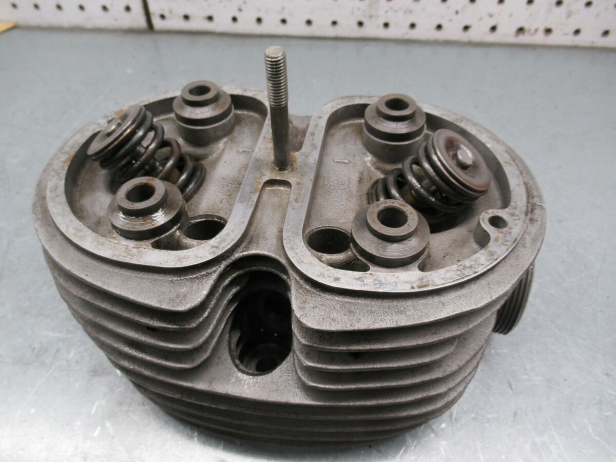 BMW Airhead RIGHT R9 Cylinder Head Dual Plug r75/6 r90/6