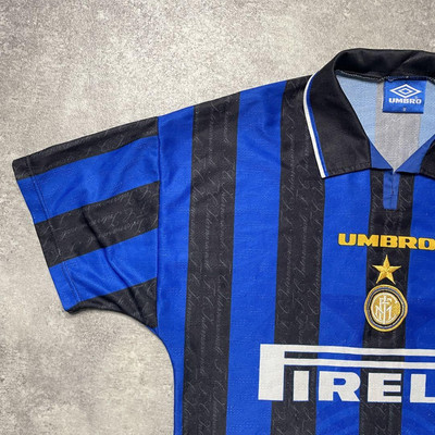 Vintage Zamorano Inter Milan 97/98 Home Size M Umbro Jersey