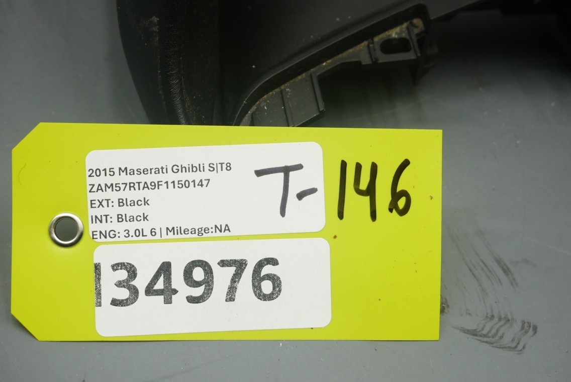 2014-2020 Maserati Ghibli Center Console Armrest Arm Rest B0008375 OEM