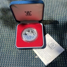 The Royal Mint Boxed Queen Elizabeth ll Silver Jubilee 1977 Silver Proof Crown