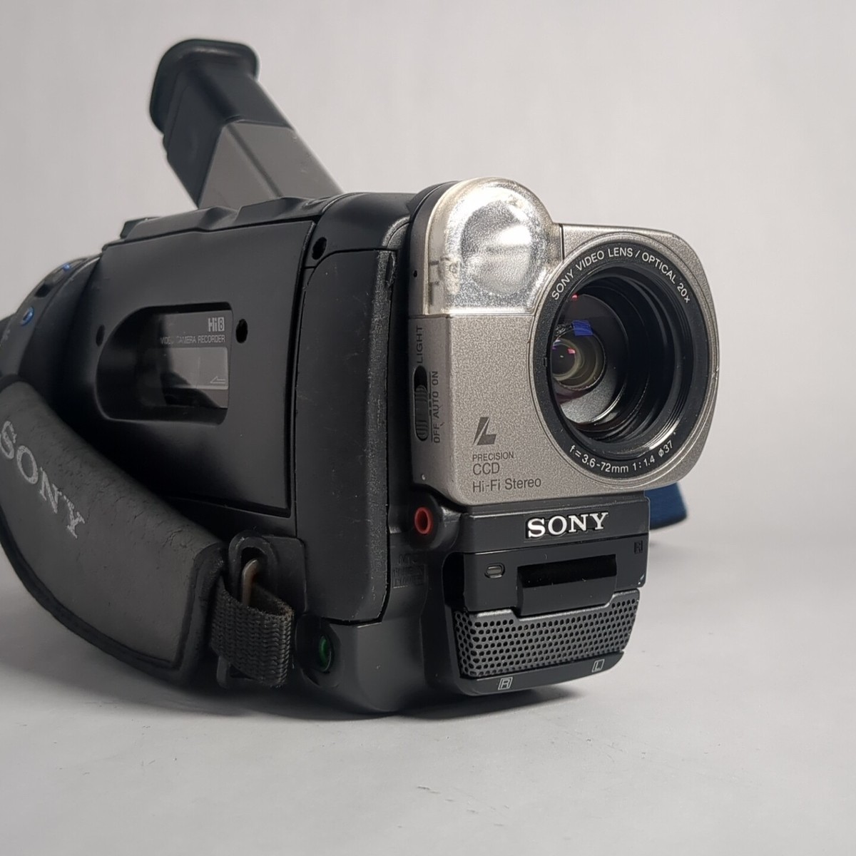 Sony Handycam CCD-TRV66 Video8 HI8 XR Camcorder With Nightshot