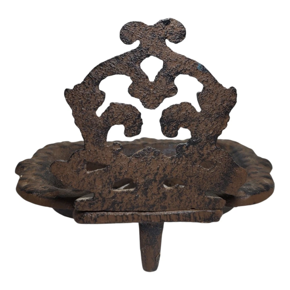 Antiguo soporte de jabón de hierro fundido estilo victoriano plato de metal de 4"x5,5" Foto 2 de 3