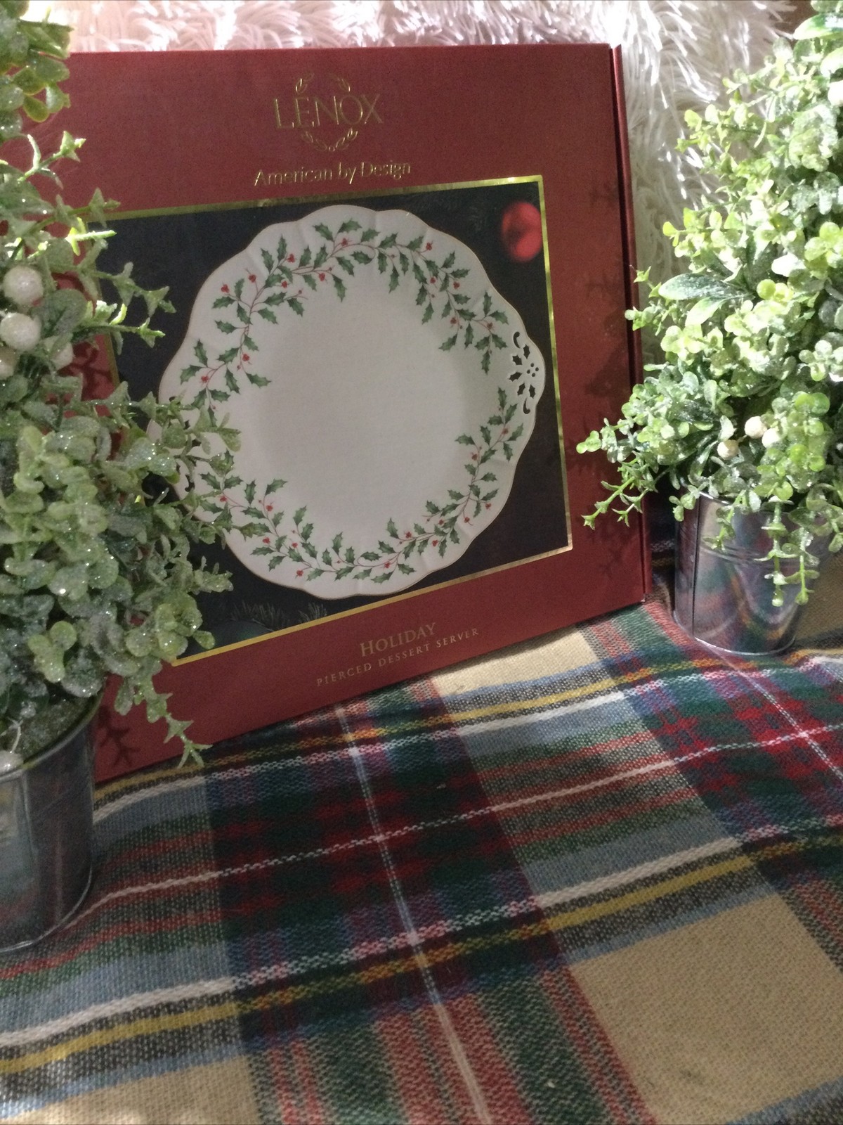 Picture 1 of 2
