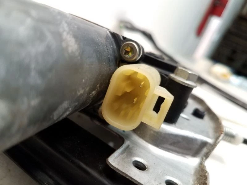 Pontiac Grand Am 1999-05 (4 puertas) pasajero regulador ventana delantera derecha Foto 3 de 3