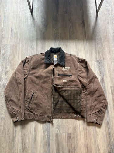 Vintage 2000s Chestnut Brown Carhartt Blanket lined Detroit Jacket MADE IN USA