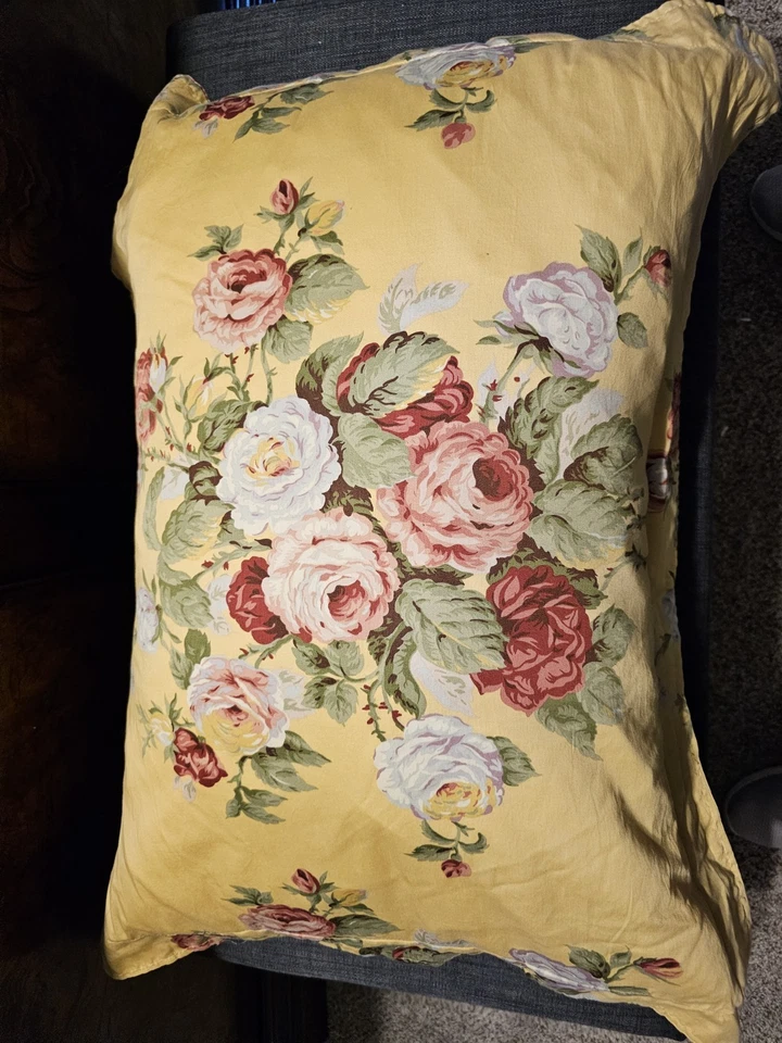 RALPH LAUREN KATHLEEN COMFORTER Yellow Cabbage Rose Floral Print Full/Queen Bed - Image 4 of 4