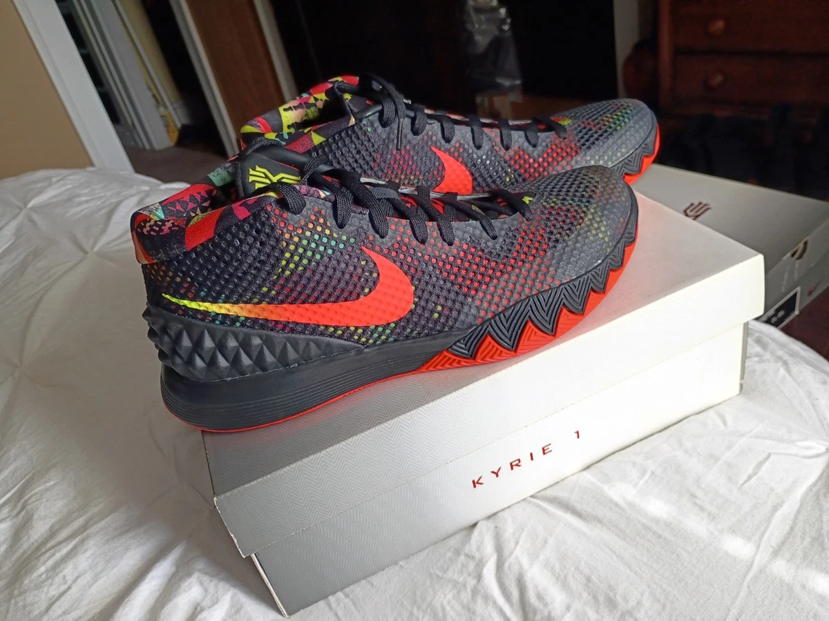 Nike Kyrie 1 Men display picture 3