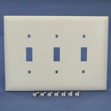 P&S Trademaster White Jumbo 3-Gang Nylon Toggle Switch Wallplate Cover TPJ3-W
