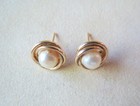 14k Yellow Gold Pearl Stud Earrings 1.97 Grams — photo 4