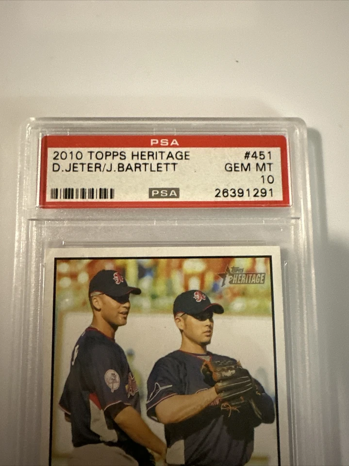 2010 Topps Heritage Дерек Джетер/Джейсон Бартлетт No451 PSA 10 Gem как новые HOF Yankees - Изображение 3 из 4