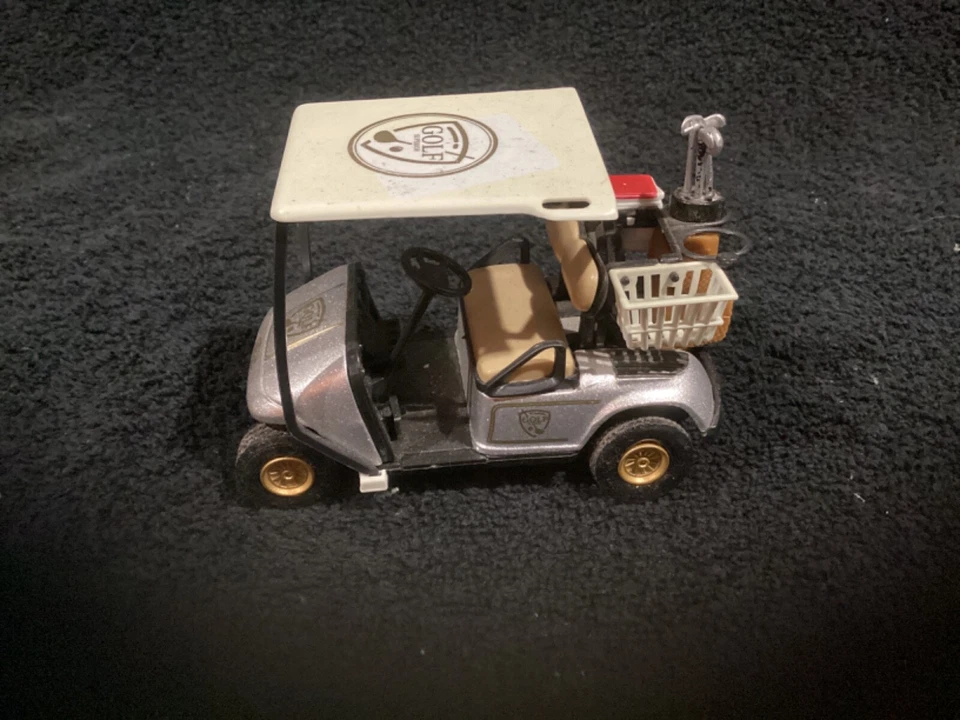 Carrinho de golfe vintage com atrito - Imagem 3 de 4