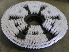 18" CLEANING BRUSH, DUAL CLUTCH, FITS MANY FLOOR CLEANING MACHINES, SIDE-BY-SIDE