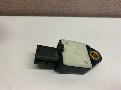 さらら 2006 - 2013 LEXUS IS250 IS350 SIDE IMPACT CRASH SENSOR 89831
